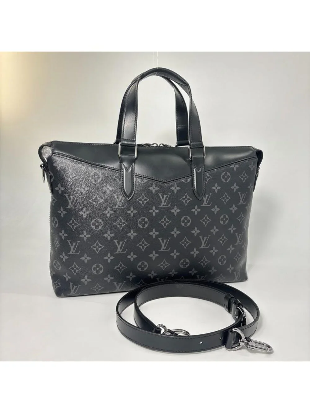 Louis Vuitton Super Explorer Monogram Eclipse Business Bag